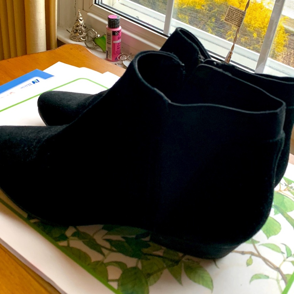 Ladies shoes